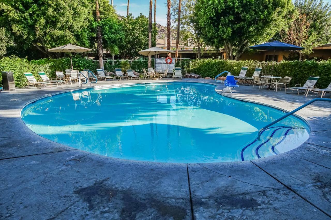 Palm Springs Tennis Club Buitenkant foto